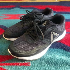 Reebok’s Womens shoes size 6 US